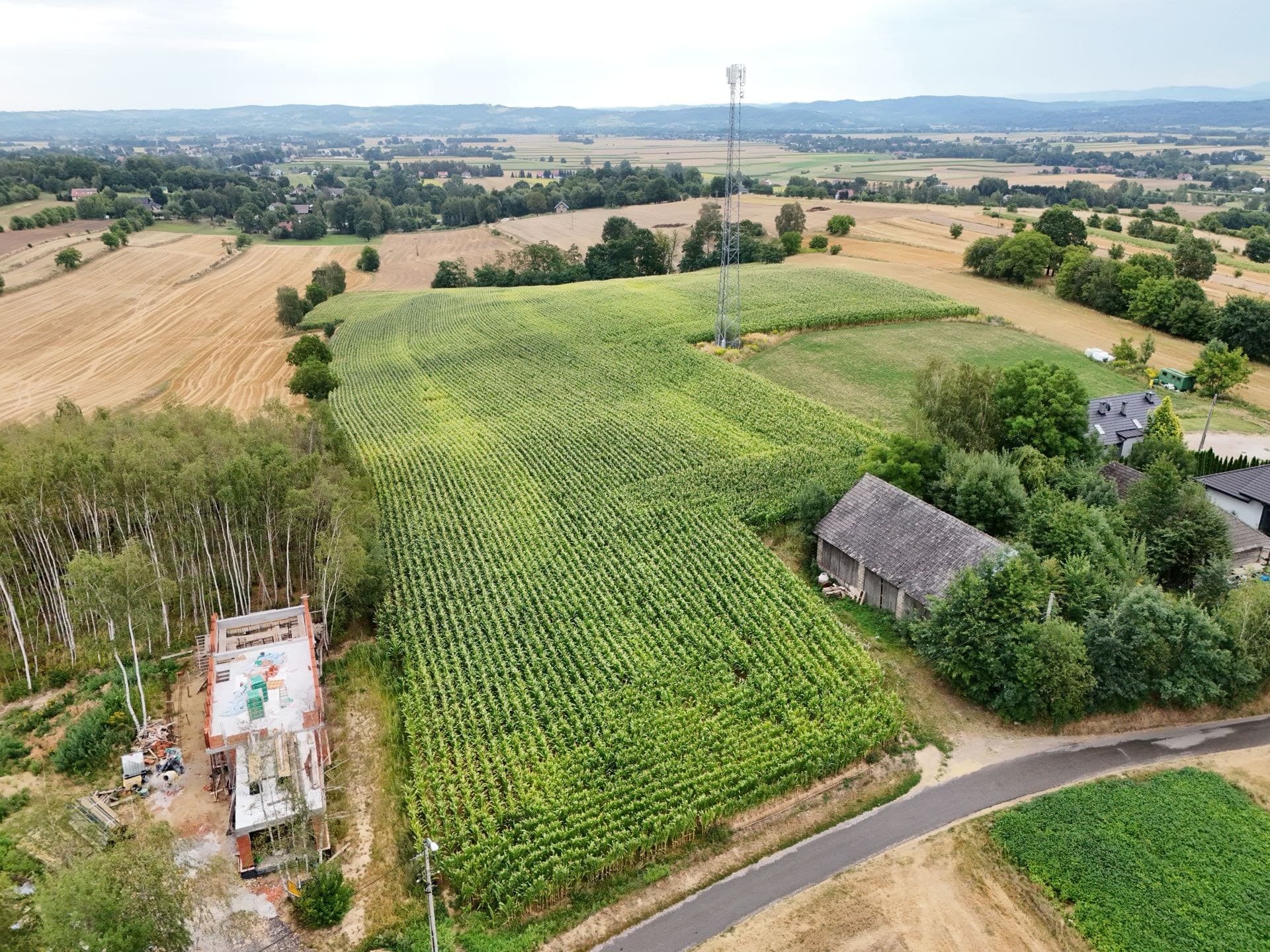 Siedlisko z budynkiem mieszkalnym + stodoła | 3,5ha | Krakuszowice - zdjęcie 1